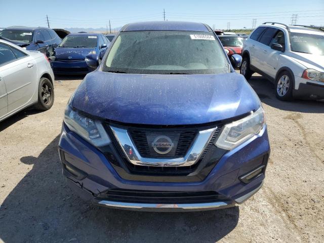 KNMAT2MT3HP600106 - 2017 NISSAN ROGUE S BLUE photo 5