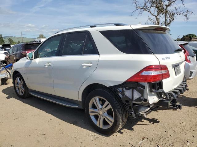 4JGDA5HB2CA002098 - 2012 MERCEDES-BENZ ML 350 4MATIC WHITE photo 2
