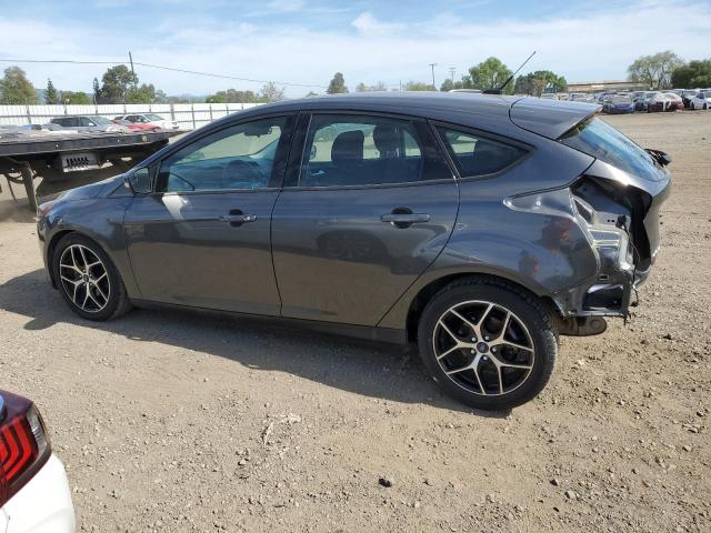 1FADP3M22HL263696 - 2017 FORD FOCUS SEL GRAY photo 2