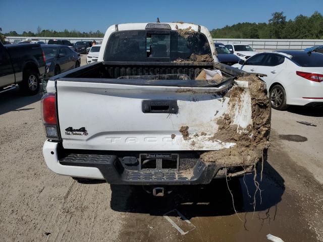 5TFCZ5AN0KX210229 - 2019 TOYOTA TACOMA DOUBLE CAB WHITE photo 6