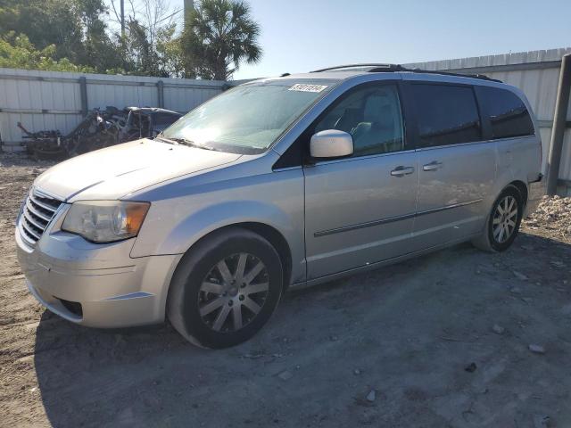 2A4RR5DX6AR152979 - 2010 CHRYSLER TOWN & COU TOURING SILVER photo 1