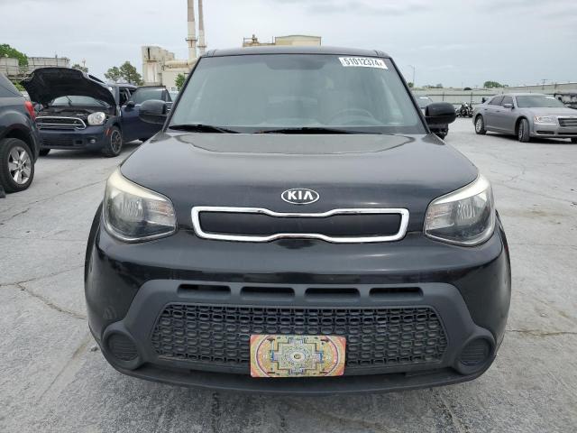 KNDJN2A28F7152576 - 2015 KIA SOUL BLACK photo 5