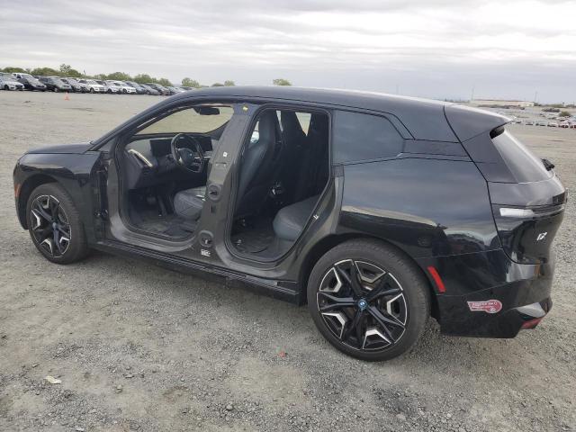 WB523CF07PCL94903 - 2023 BMW IX XDRIVE50 BLACK photo 2