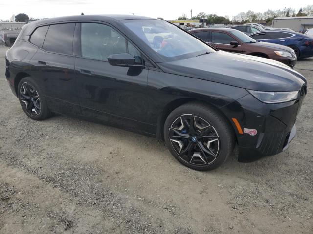 WB523CF07PCL94903 - 2023 BMW IX XDRIVE50 BLACK photo 4