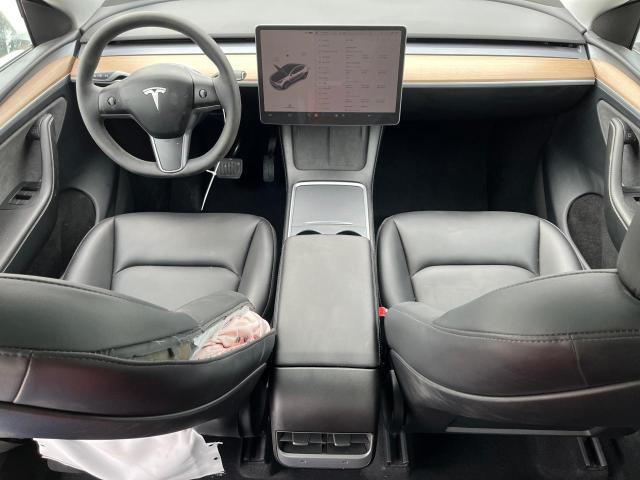 7SAYGDEEXPA167004 - 2023 TESLA MODEL Y GRAY photo 8