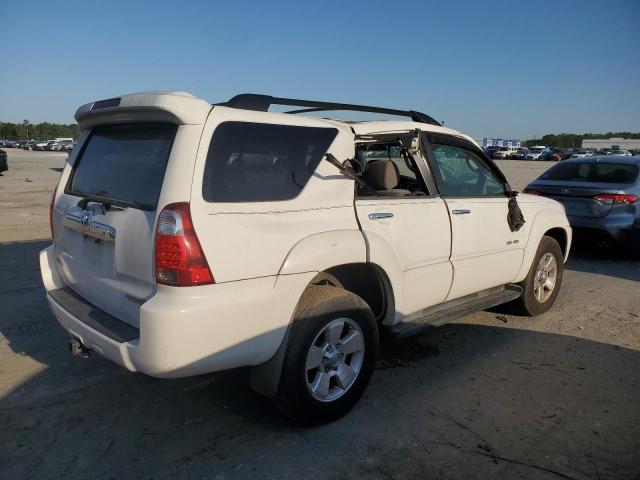 JTEBU14RX78104031 - 2007 TOYOTA 4RUNNER SR5 WHITE photo 3