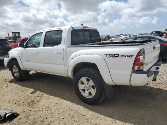 3TMJU4GN9FM182711 - 2015 TOYOTA TACOMA DOUBLE CAB PRERUNNER WHITE photo 2