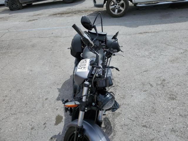 5VPFTB009H3002743 - 2017 VICTORY MOTORCYCLES OCTANE SILVER photo 5