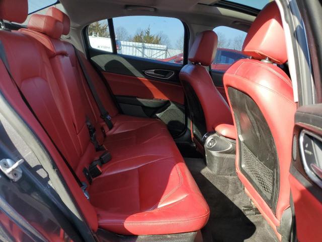 ZARFAEDN8H7555796 - 2017 ALFA ROMEO GIULIA Q4 灰色 照片 10