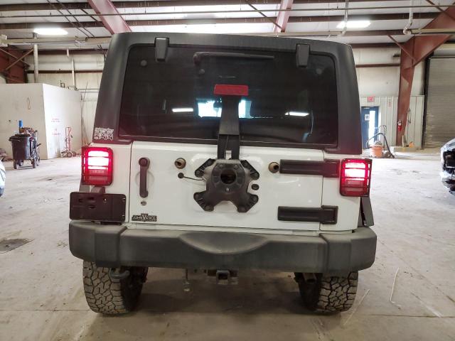 1C4BJWFG2FL664448 - 2015 JEEP WRANGLER RUBICON WHITE photo 6