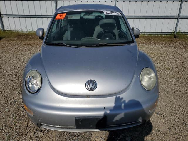 3VWBC21C0YM476226 - 2000 VOLKSWAGEN NEW BEETLE GL 银色 照片 5