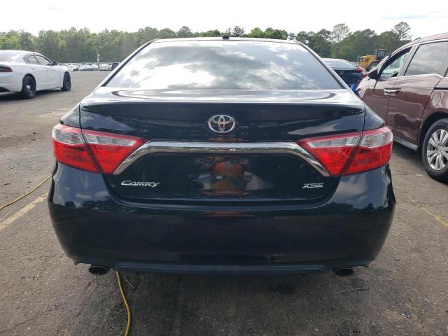 4T1BK1FK2FU029885 - 2015 TOYOTA CAMRY XSE BLACK photo 6