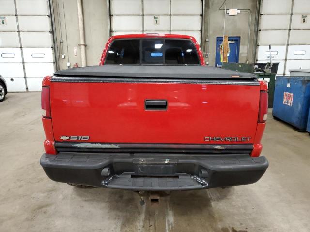 1GCCT19W9Y8305916 - 2000 CHEVROLET S TRUCK S10 RED photo 6