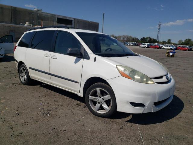 5TDZA23C26S435162 - 2006 TOYOTA SIENNA CE WHITE photo 4