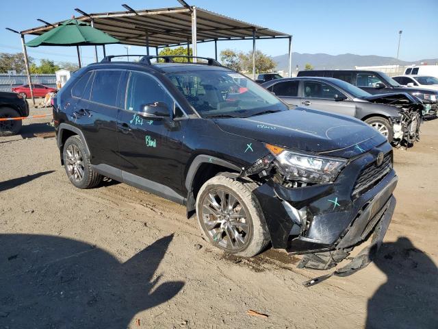 2T3C1RFV0LW071670 - 2020 TOYOTA RAV4 XLE PREMIUM BLACK photo 4