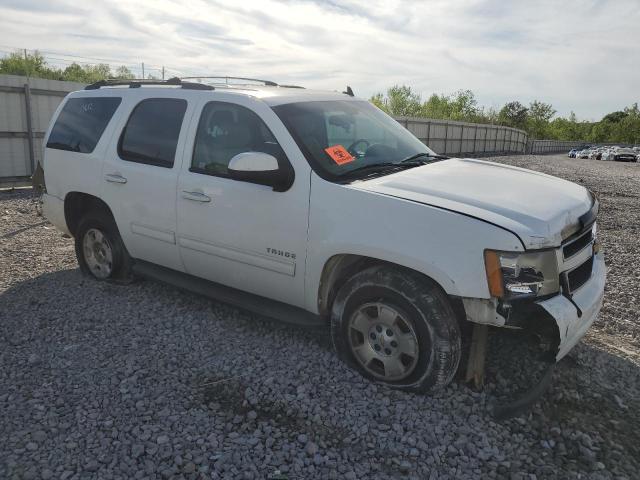 1GNSCAE09BR394716 - 2011 CHEVROLET TAHOE C1500  LS WHITE photo 4