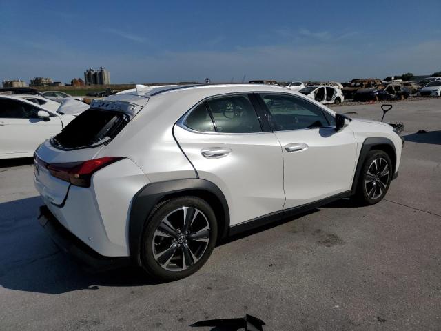 JTHP3JBHXM2031943 - 2021 LEXUS UX 200 WHITE photo 3