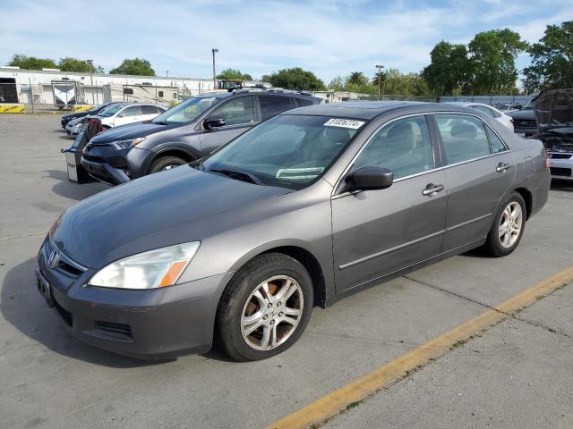 1HGCM56857A161350 - 2007 HONDA ACCORD EX GRAY photo 1