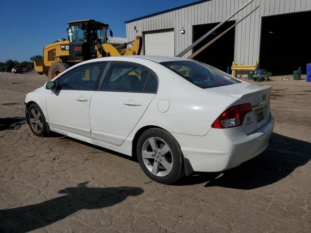 19XFA1F64BE044814 - 2011 HONDA CIVIC LX-S Blanc photo 2