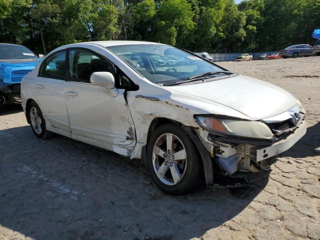 19XFA1F64BE044814 - 2011 HONDA CIVIC LX-S Blanc photo 4