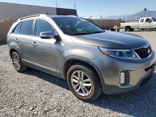 5XYKT4A61EG519540 - 2014 KIA SORENTO LX GRAY photo 4