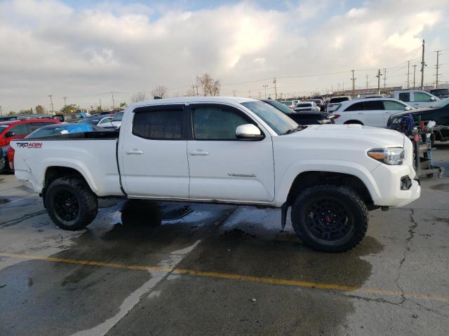 3TMDZ5BN0HM025230 - 2017 TOYOTA TACOMA DOUBLE CAB WHITE photo 4