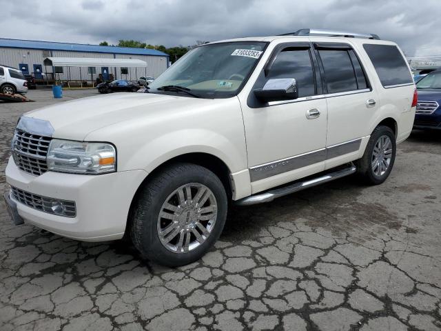 5LMFU28597LJ02716 - 2007 LINCOLN NAVIGATOR WHITE photo 1