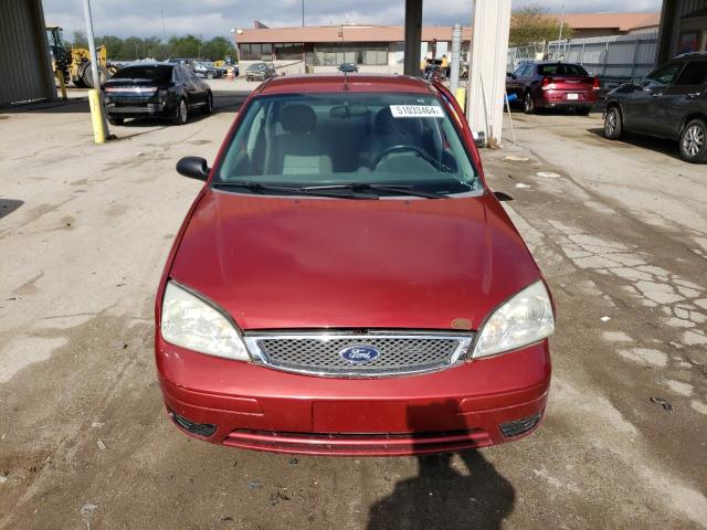 1FAFP34N15W175459 - 2005 FORD FOCUS ZX4 RED photo 5