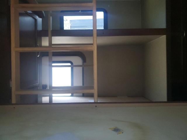 4YDT29224HK410467 - 2017 KEYSTONE PASSPORT GRAY photo 5