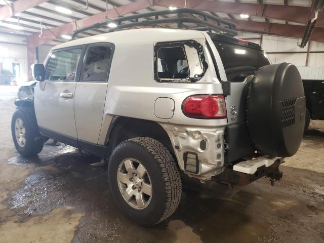 JTEBU11FX70063375 - 2007 TOYOTA FJ CRUISER SILVER photo 2