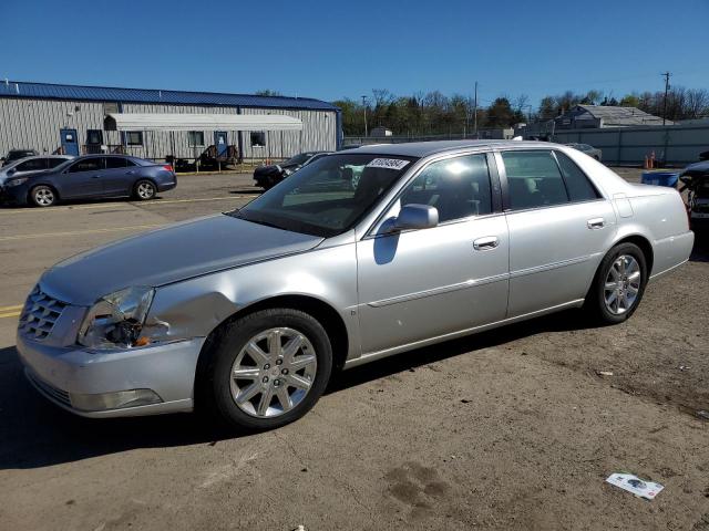 1G6KD57Y09U145439 - 2009 CADILLAC DTS SILVER photo 1