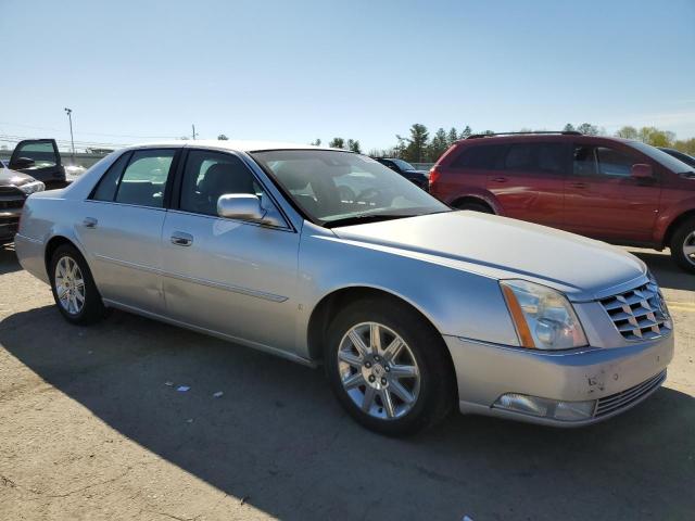 1G6KD57Y09U145439 - 2009 CADILLAC DTS SILVER photo 4