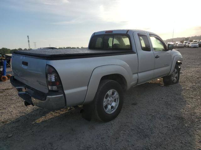 5TETU62N18Z472703 - 2008 TOYOTA TACOMA PRERUNNER ACCESS CAB SILVER photo 3