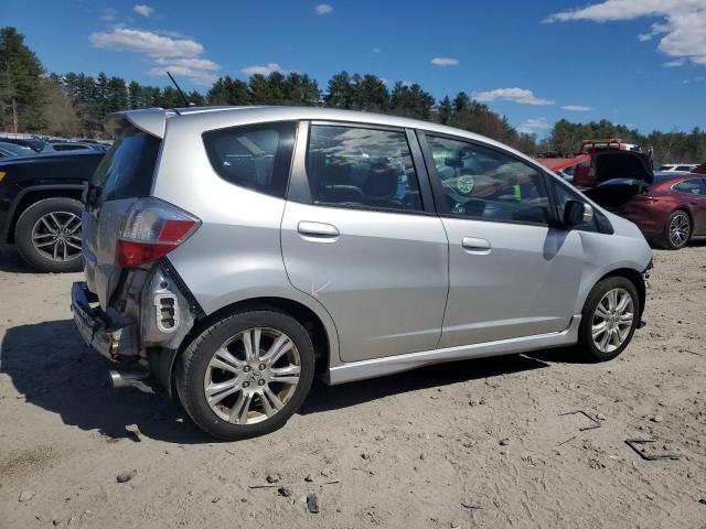 JHMGE8H55BC015737 - 2011 HONDA FIT SPORT SILVER photo 3