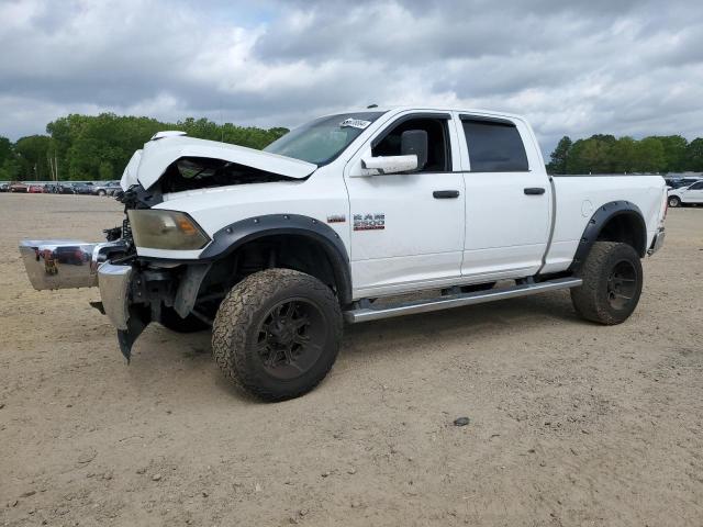 3C6UR5CJ8JG256111 - 2018 RAM 2500 ST WHITE photo 1