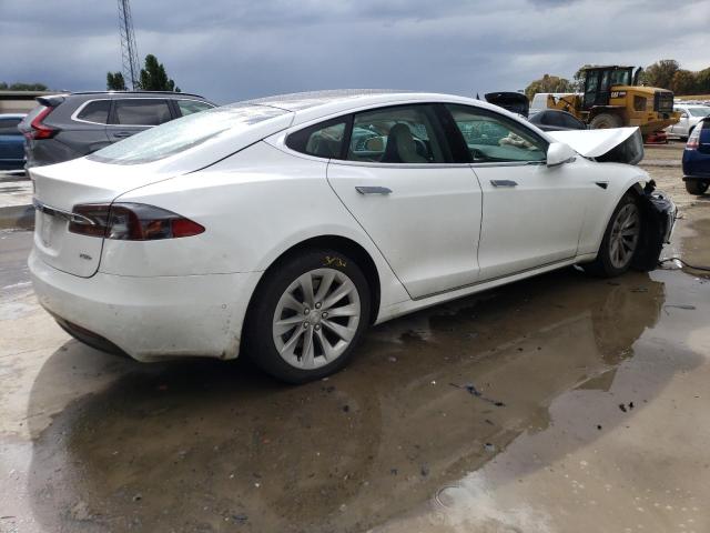 5YJSA1E24JF247966 - 2018 TESLA MODEL S Սպիտակ լուսանկար 3