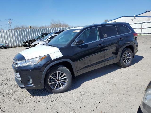 2019 TOYOTA HIGHLANDER SE, 