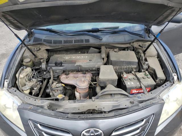 4T4BE46K79R072315 - 2009 TOYOTA CAMRY BASE GRAY photo 11