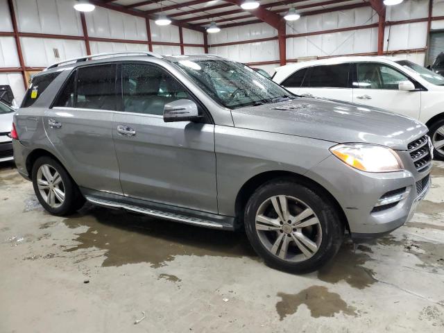 4JGDA5HB6DA180761 - 2013 MERCEDES-BENZ ML 350 4MATIC SILVER photo 4