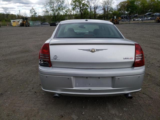 2C3LA73W87H634766 - 2007 CHRYSLER 300C SRT-8 SILVER photo 6