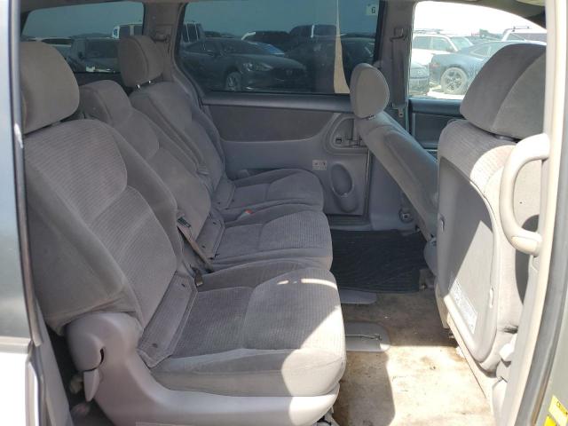 5TDZA23C06S501496 - 2006 TOYOTA SIENNA CE GRAY photo 11