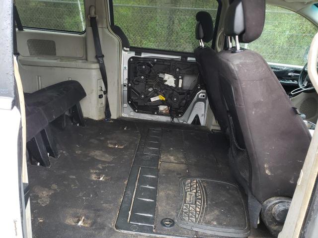 2A4RR5DG2BR676650 - 2011 CHRYSLER TOWN & COU TOURING SILVER photo 11