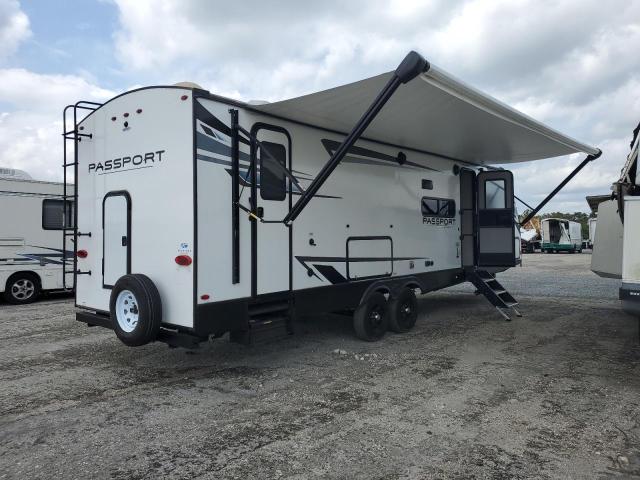 4YDTPPN22NK414983 - 2022 KEYSTONE PASSPORT WHITE photo 4