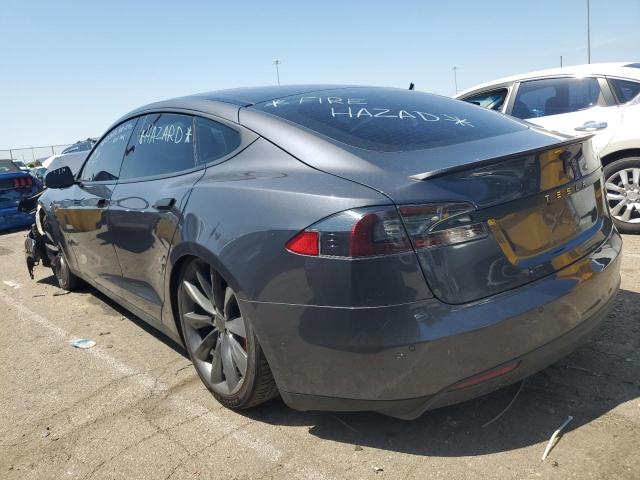 5YJSA1E47GF128996 - 2016 TESLA MODEL S Սև լուսանկար 2