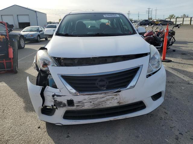 3N1CN7AP2CL905479 - 2012 NISSAN VERSA S WHITE photo 5