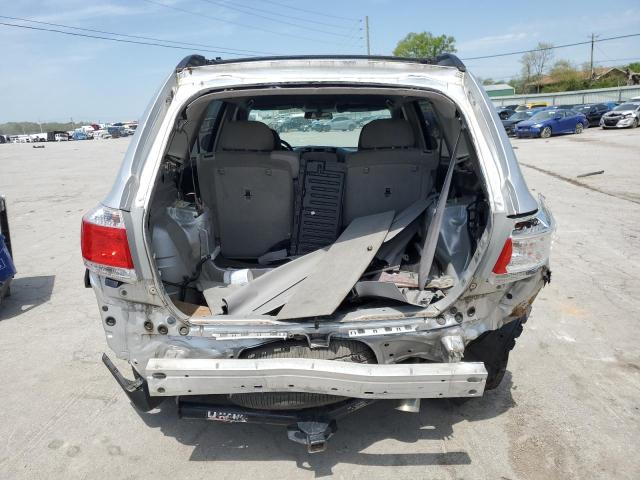 5TDZK3EH6DS102309 - 2013 TOYOTA HIGHLANDER BASE SILVER photo 6