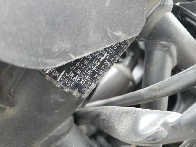 JKAEXEJ17HDA00052 - 2017 KAWASAKI EX650 J თეთრი ფოტო 9