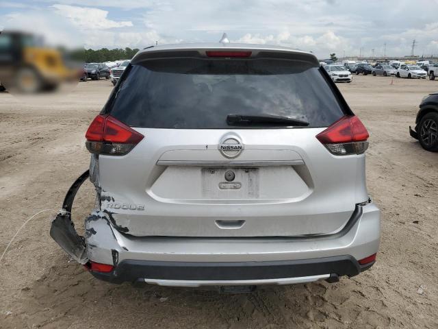 KNMAT2MT8HP510921 - 2017 NISSAN ROGUE S SILVER photo 6
