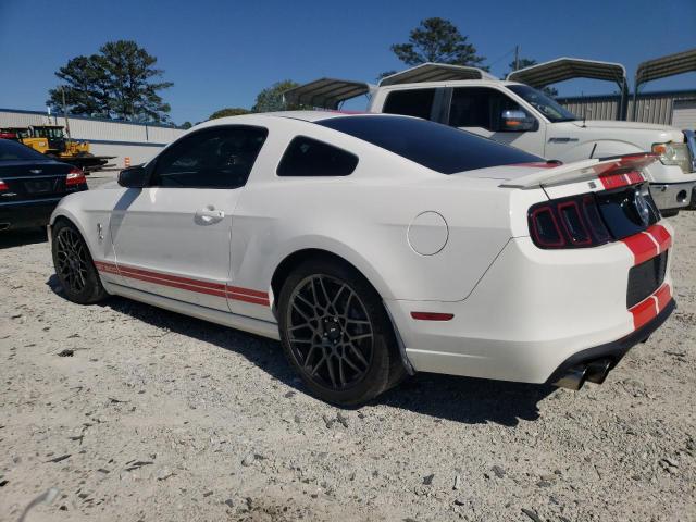 1ZVBP8JZ8D5257171 - 2013 FORD MUSTANG SHELBY GT500 WHITE photo 2