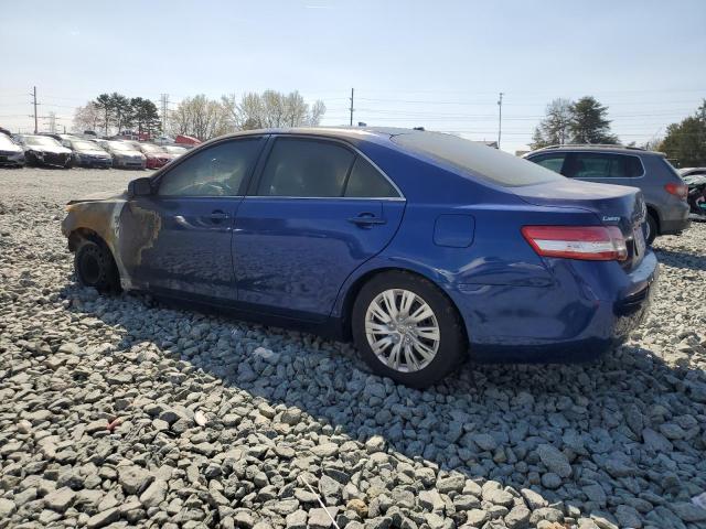 4T1BF3EK1AU581176 - 2010 TOYOTA CAMRY BASE BLUE photo 2